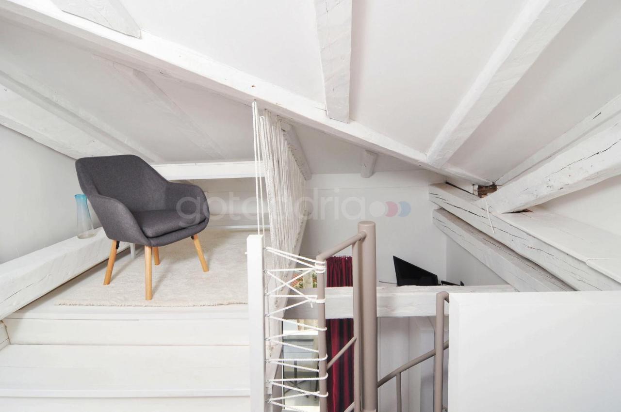 Beachfront Deluxe B&B Макарська Екстер'єр фото